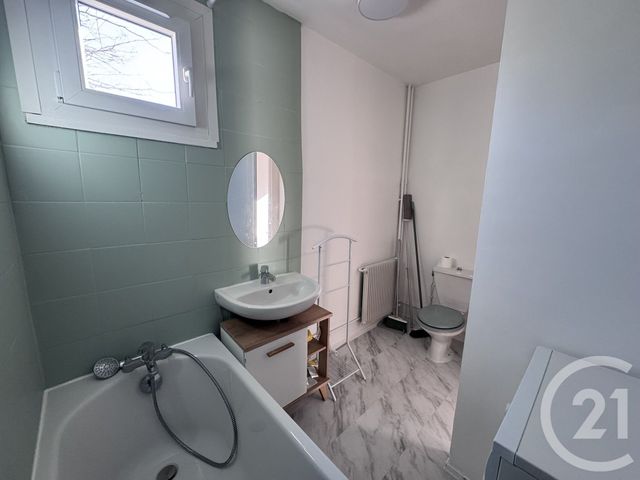 Appartement F1 à louer - 1 pièce - 36.41 m2 - L ISLE ADAM - 95 - ILE-DE-FRANCE - Century 21 Osmose