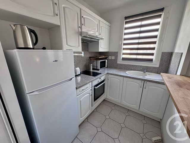 Appartement F1 à louer - 1 pièce - 35.5 m2 - CERGY - 95 - ILE-DE-FRANCE - Century 21 Osmose