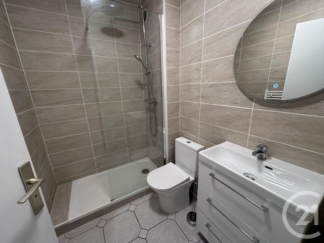Appartement F1 à louer - 1 pièce - 35.5 m2 - CERGY - 95 - ILE-DE-FRANCE - Century 21 Osmose
