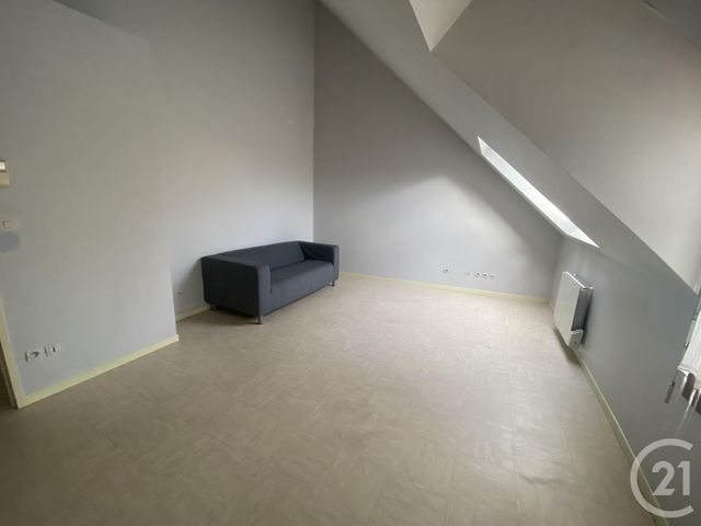 Appartement F2 à louer - 2 pièces - 39.9 m2 - CERGY - 95 - ILE-DE-FRANCE - Century 21 Osmose