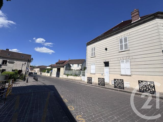 Appartement Studio à louer - 1 pièce - 26.11 m2 - CERGY - 95 - ILE-DE-FRANCE - Century 21 Osmose