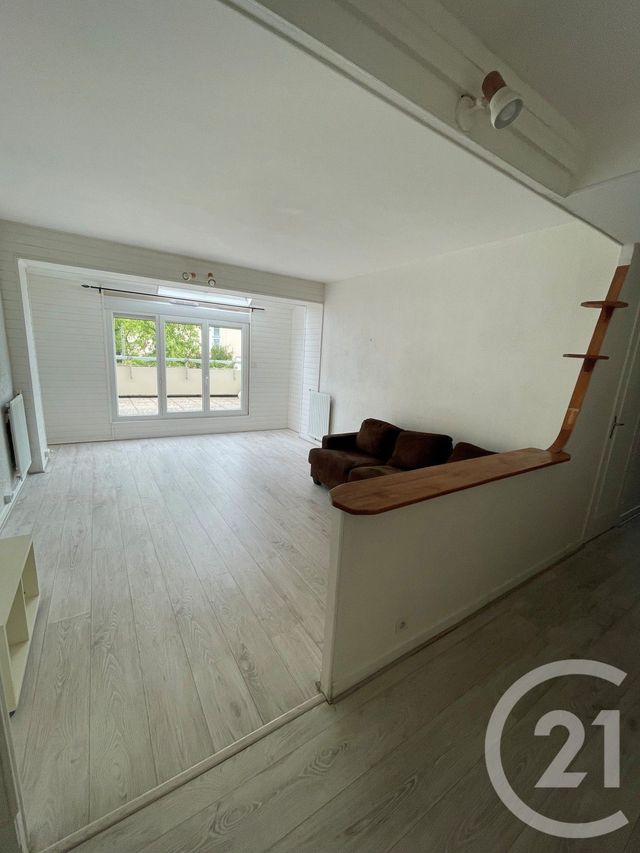 Appartement à vendre - 3 pièces - 71.27 m2 - CERGY - 95 - ILE-DE-FRANCE - Century 21 Osmose