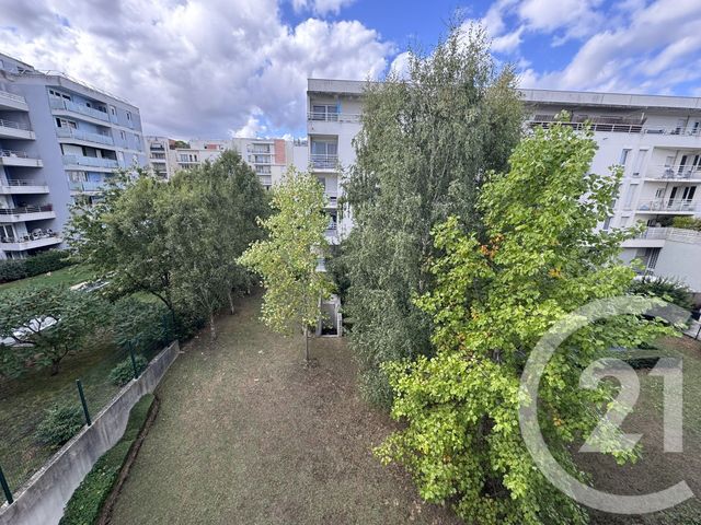 Afficher la photo en grand Appartement F2 à louer - 2 pièces - 42.88 m2 - CERGY - 95 - ILE-DE-FRANCE - Century 21 Osmose