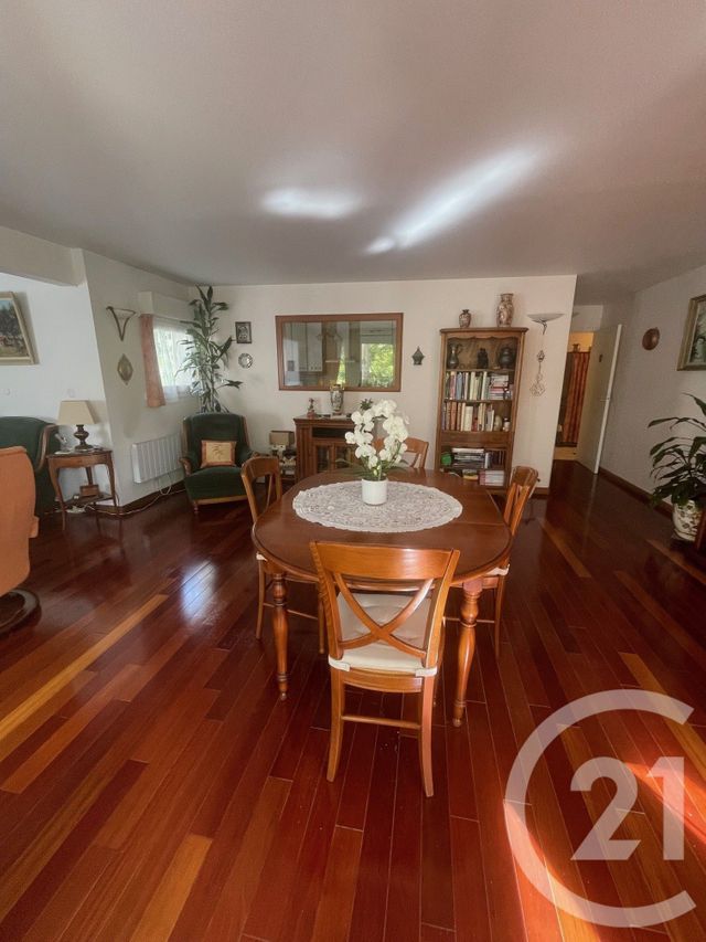 Afficher la photo en grand Appartement à vendre - 4 pièces - 112.2 m2 - CERGY - 95 - ILE-DE-FRANCE - Century 21 Osmose