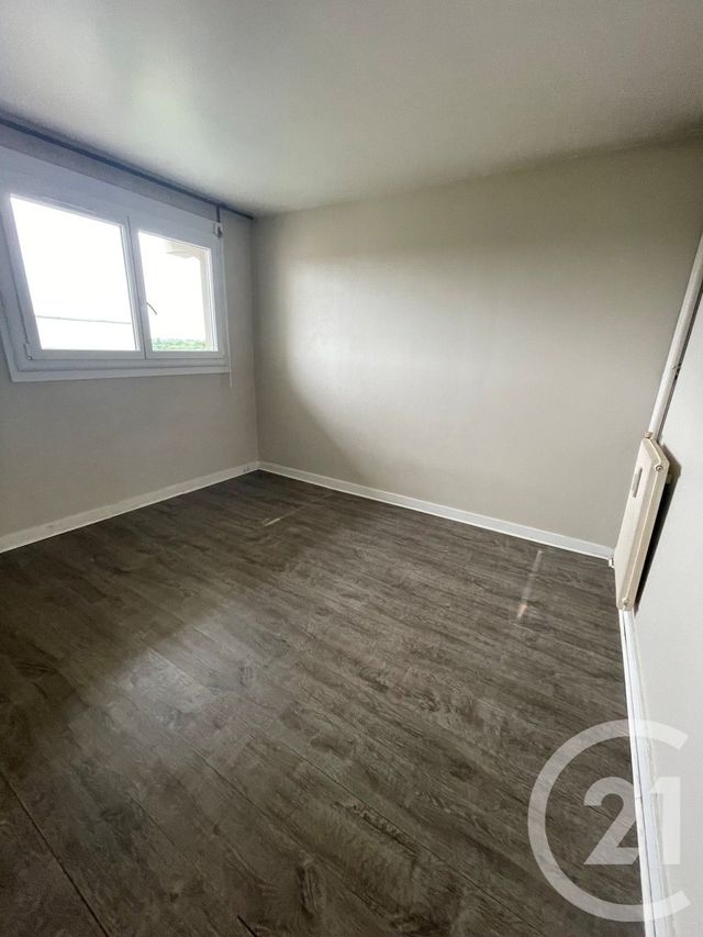 Appartement F3 à vendre - 3 pièces - 67.87 m2 - CERGY - 95 - ILE-DE-FRANCE - Century 21 Osmose