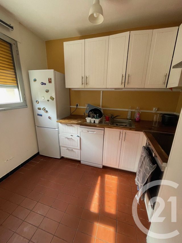 Appartement F1 à vendre - 1 pièce - 38.85 m2 - CERGY - 95 - ILE-DE-FRANCE - Century 21 Osmose