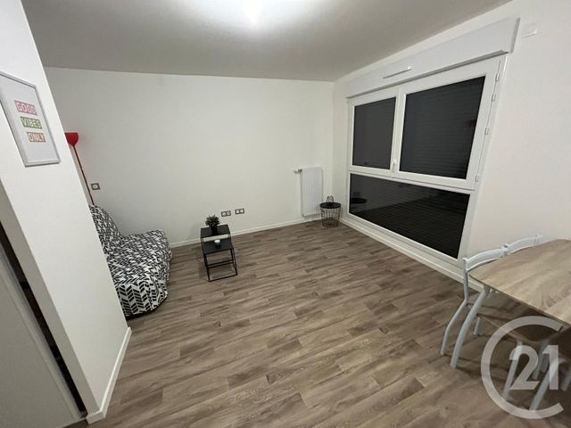 Appartement F1 à louer CERGY