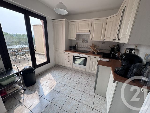 Appartement F4 à vendre - 4 pièces - 97.75 m2 - CERGY - 95 - ILE-DE-FRANCE - Century 21 Osmose