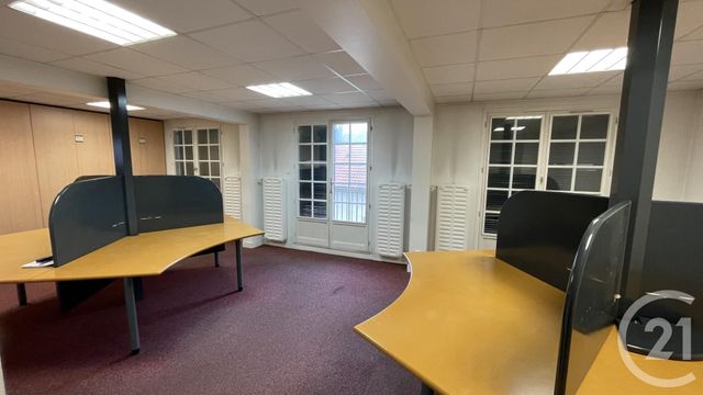 maison à vendre - 10 pièces - 278.3 m2 - PONTOISE - 95 - ILE-DE-FRANCE - Century 21 Osmose