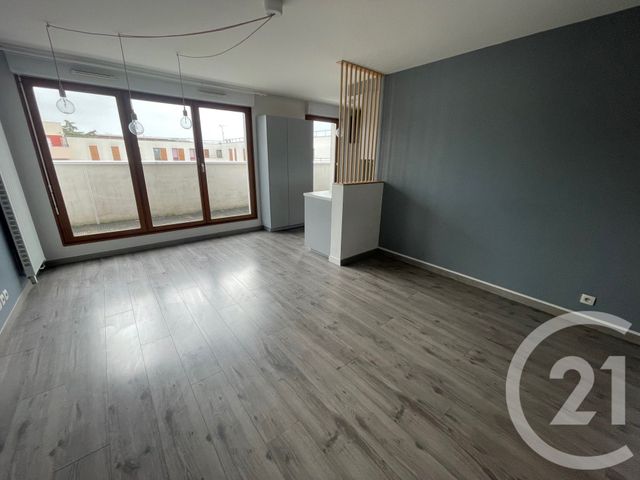 Appartement F3 à vendre - 3 pièces - 61.07 m2 - CERGY - 95 - ILE-DE-FRANCE - Century 21 Osmose