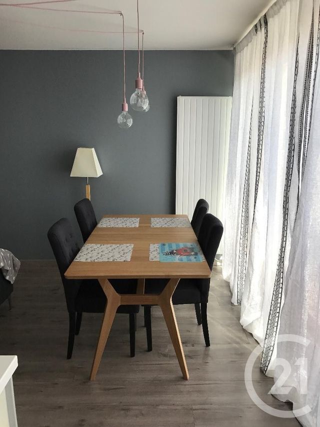Appartement F3 à vendre - 3 pièces - 61.07 m2 - CERGY - 95 - ILE-DE-FRANCE - Century 21 Osmose