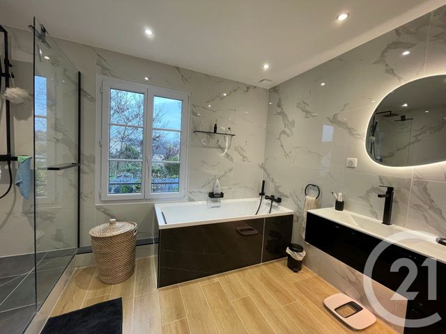 maison à vendre - 6 pièces - 159.8 m2 - CERGY - 95 - ILE-DE-FRANCE - Century 21 Osmose