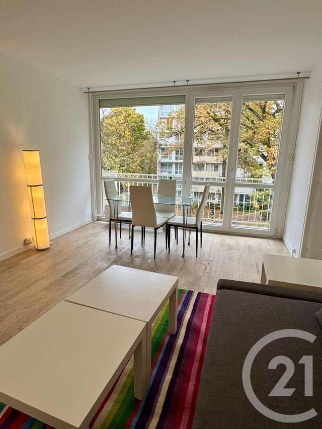 Appartement F4 à louer - 4 pièces - 82.0 m2 - CERGY - 95 - ILE-DE-FRANCE - Century 21 Osmose