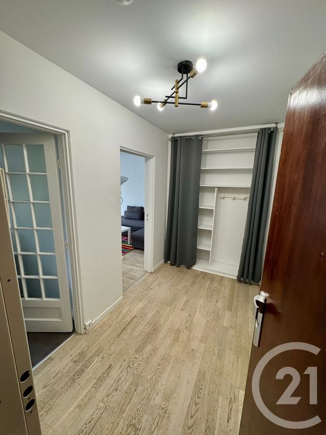 Appartement F4 à louer - 4 pièces - 82.0 m2 - CERGY - 95 - ILE-DE-FRANCE - Century 21 Osmose