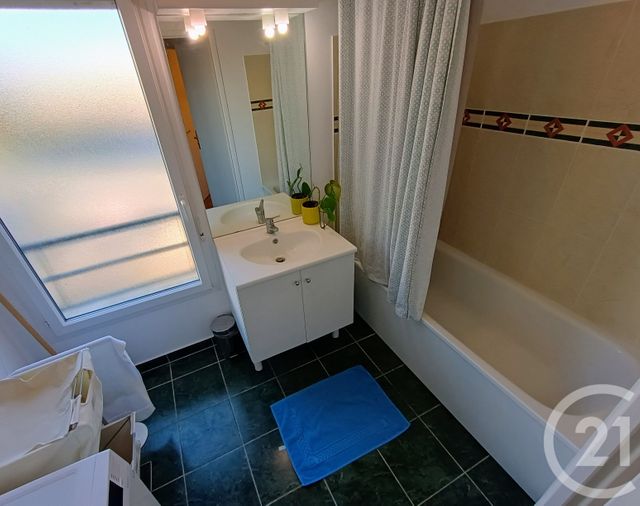 Appartement à louer - 5 pièces - 63.0 m2 - CERGY - 95 - ILE-DE-FRANCE - Century 21 Osmose