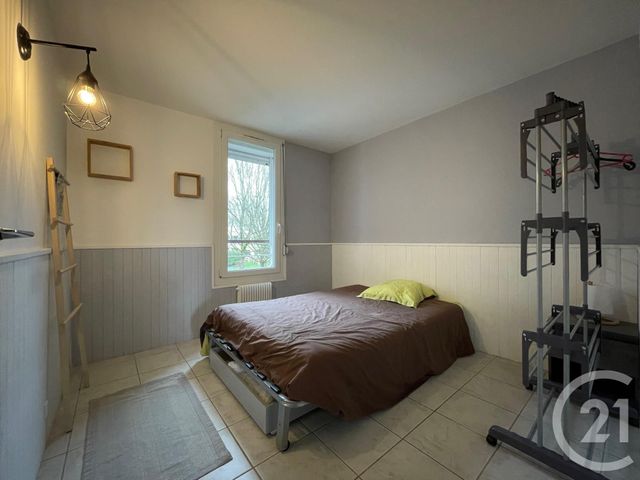 Appartement F3 à vendre - 3 pièces - 74.65 m2 - ERAGNY SUR OISE - 95 - ILE-DE-FRANCE - Century 21 Osmose