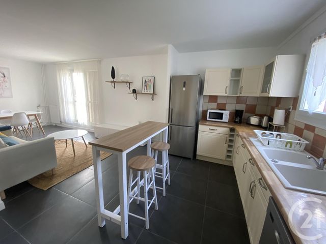 Appartement F4 à vendre - 5 pièces - 81.81 m2 - CERGY - 95 - ILE-DE-FRANCE - Century 21 Osmose