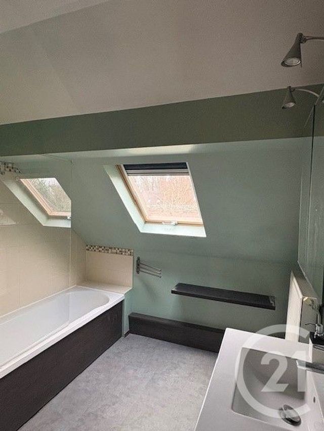 maison à louer - 5 pièces - 158.0 m2 - OSNY - 95 - ILE-DE-FRANCE - Century 21 Osmose