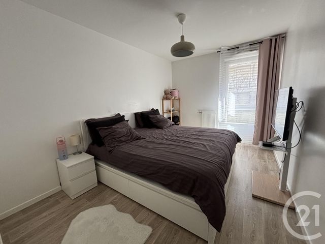 Appartement F4 à vendre - 4 pièces - 78.49 m2 - ERAGNY SUR OISE - 95 - ILE-DE-FRANCE - Century 21 Osmose