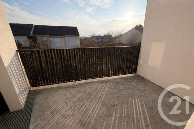 Appartement F2 à vendre - 2 pièces - 42.27 m2 - JOUY LE MOUTIER - 95 - ILE-DE-FRANCE - Century 21 Osmose