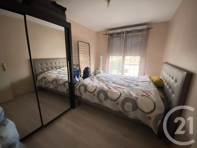 Appartement F3 à louer - 3 pièces - 65.0 m2 - ST OUEN L AUMONE - 95 - ILE-DE-FRANCE - Century 21 Osmose