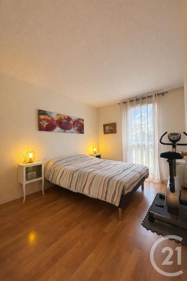 Appartement F4 à vendre - 4 pièces - 79.29 m2 - ERAGNY SUR OISE - 95 - ILE-DE-FRANCE - Century 21 Osmose