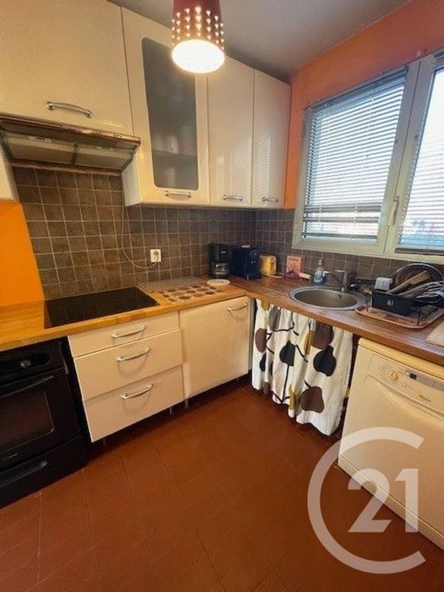 Appartement à louer - 3 pièces - 63.96 m2 - CERGY - 95 - ILE-DE-FRANCE - Century 21 Osmose