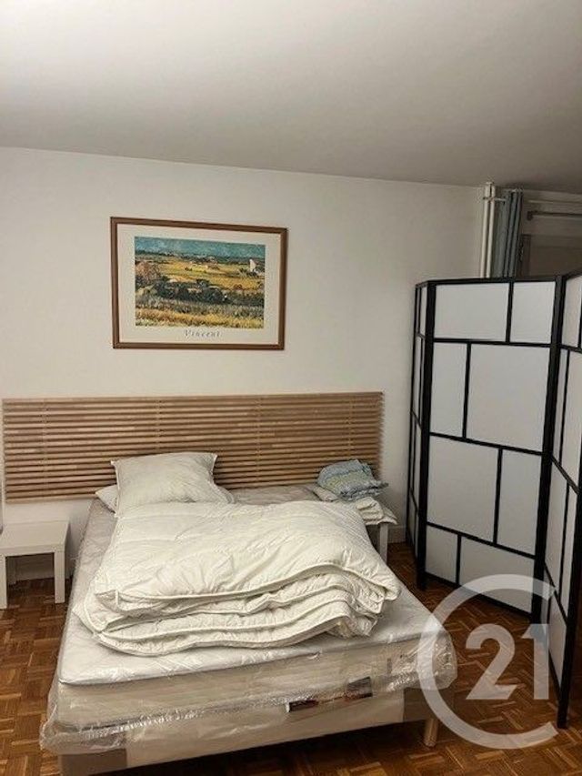 Appartement Studio à louer - 1 pièce - 38.85 m2 - CERGY - 95 - ILE-DE-FRANCE - Century 21 Osmose