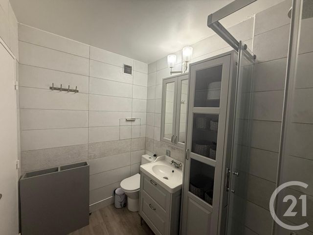 Appartement Studio à louer - 1 pièce - 34.0 m2 - PONTOISE - 95 - ILE-DE-FRANCE - Century 21 Osmose