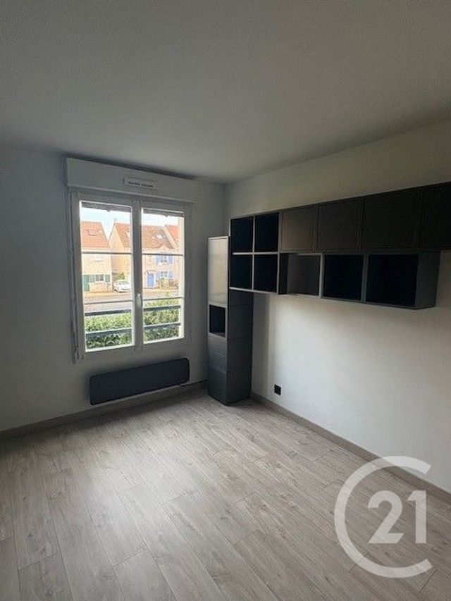 Appartement à louer - 3 pièces - 65.0 m2 - CERGY - 95 - ILE-DE-FRANCE - Century 21 Osmose