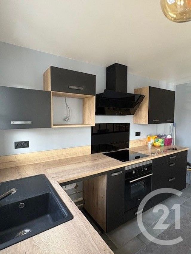 Appartement à louer - 3 pièces - 65.0 m2 - CERGY - 95 - ILE-DE-FRANCE - Century 21 Osmose