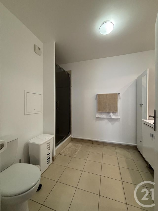 Appartement F2 à vendre - 2 pièces - 40.17 m2 - CERGY - 95 - ILE-DE-FRANCE - Century 21 Osmose