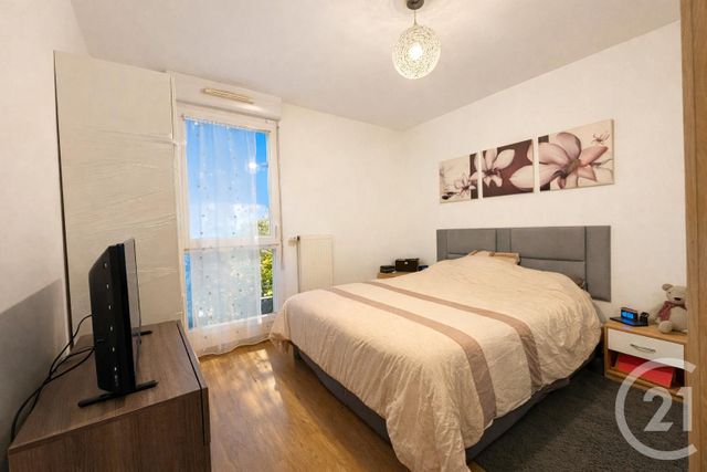 Appartement F3 à vendre - 3 pièces - 57.57 m2 - CERGY - 95 - ILE-DE-FRANCE - Century 21 Osmose