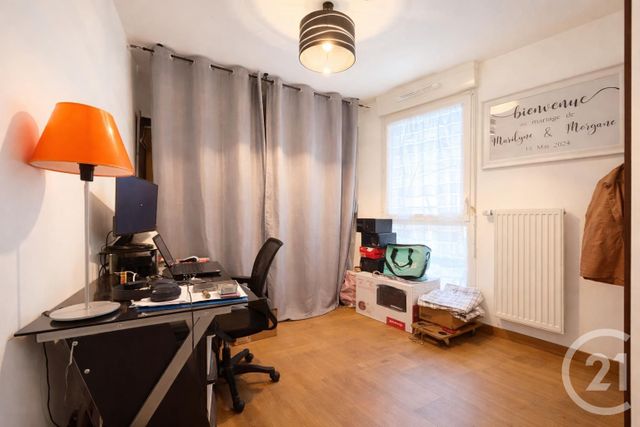 Appartement F3 à vendre - 3 pièces - 57.57 m2 - CERGY - 95 - ILE-DE-FRANCE - Century 21 Osmose