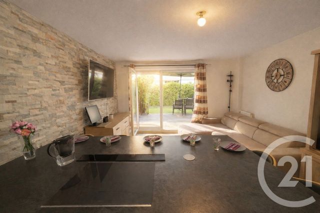 Appartement F2 à vendre - 2 pièces - 45.26 m2 - ERAGNY SUR OISE - 95 - ILE-DE-FRANCE - Century 21 Osmose