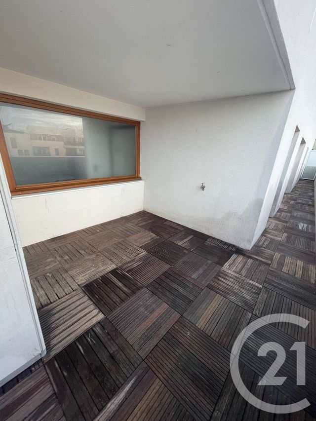 Appartement F3 à vendre - 3 pièces - 61.07 m2 - CERGY - 95 - ILE-DE-FRANCE - Century 21 Osmose