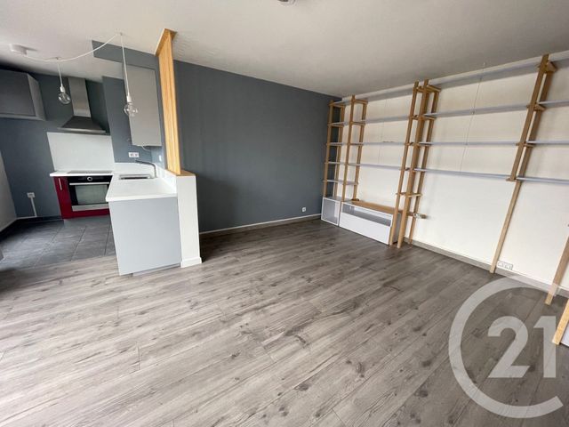 Appartement F3 à vendre - 3 pièces - 61.07 m2 - CERGY - 95 - ILE-DE-FRANCE - Century 21 Osmose