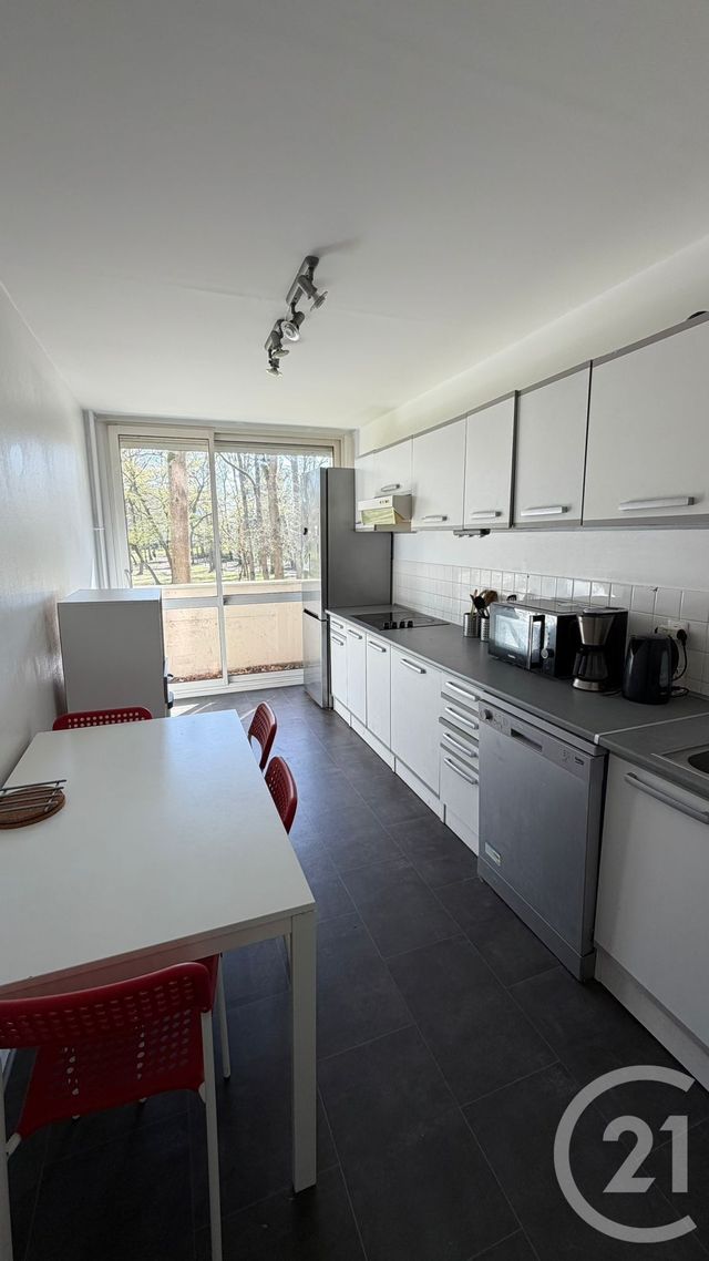 Appartement F5 à vendre - 5 pièces - 96.3 m2 - CERGY - 95 - ILE-DE-FRANCE - Century 21 Osmose