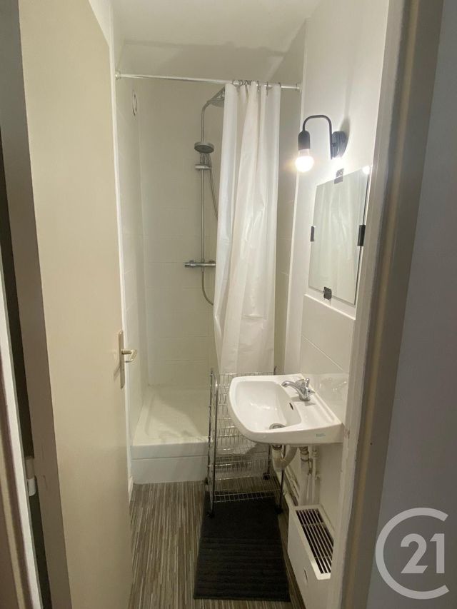 Appartement F5 à vendre - 5 pièces - 96.3 m2 - CERGY - 95 - ILE-DE-FRANCE - Century 21 Osmose