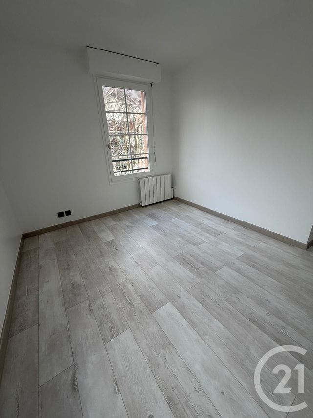 Appartement à vendre - 4 pièces - 87.02 m2 - CERGY - 95 - ILE-DE-FRANCE - Century 21 Osmose