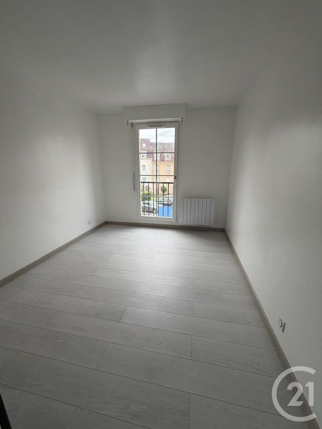 Appartement à vendre - 4 pièces - 87.02 m2 - CERGY - 95 - ILE-DE-FRANCE - Century 21 Osmose