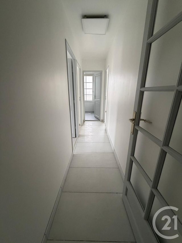 Appartement à vendre - 4 pièces - 87.02 m2 - CERGY - 95 - ILE-DE-FRANCE - Century 21 Osmose