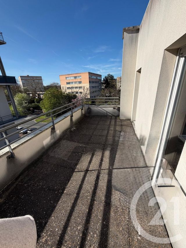 Appartement Duplex à vendre - 4 pièces - 72.68 m2 - CERGY - 95 - ILE-DE-FRANCE - Century 21 Osmose