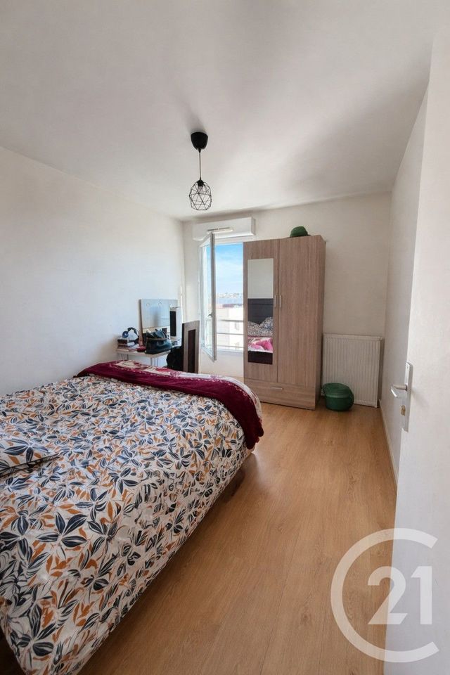 Appartement Duplex à vendre - 4 pièces - 72.68 m2 - CERGY - 95 - ILE-DE-FRANCE - Century 21 Osmose