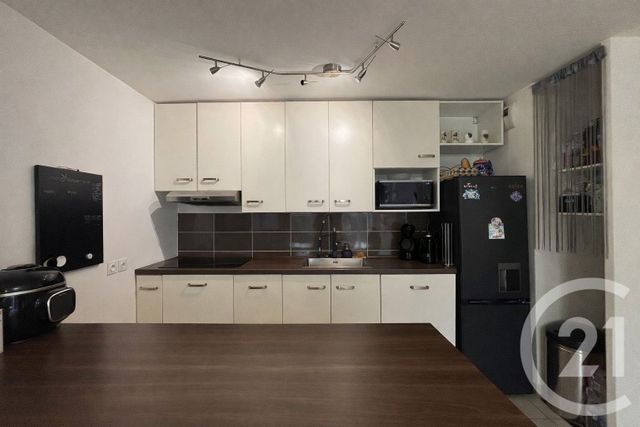 Appartement F3 à vendre - 3 pièces - 62.7 m2 - ERAGNY SUR OISE - 95 - ILE-DE-FRANCE - Century 21 Osmose