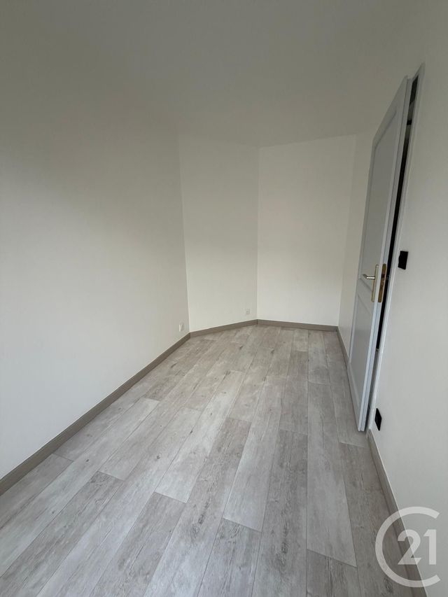 Appartement à vendre - 4 pièces - 87.02 m2 - CERGY - 95 - ILE-DE-FRANCE - Century 21 Osmose