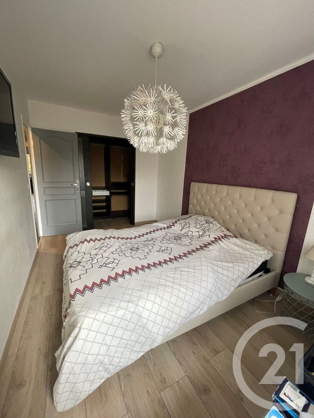 Appartement F5 à vendre - 5 pièces - 99.0 m2 - CERGY - 95 - ILE-DE-FRANCE - Century 21 Osmose