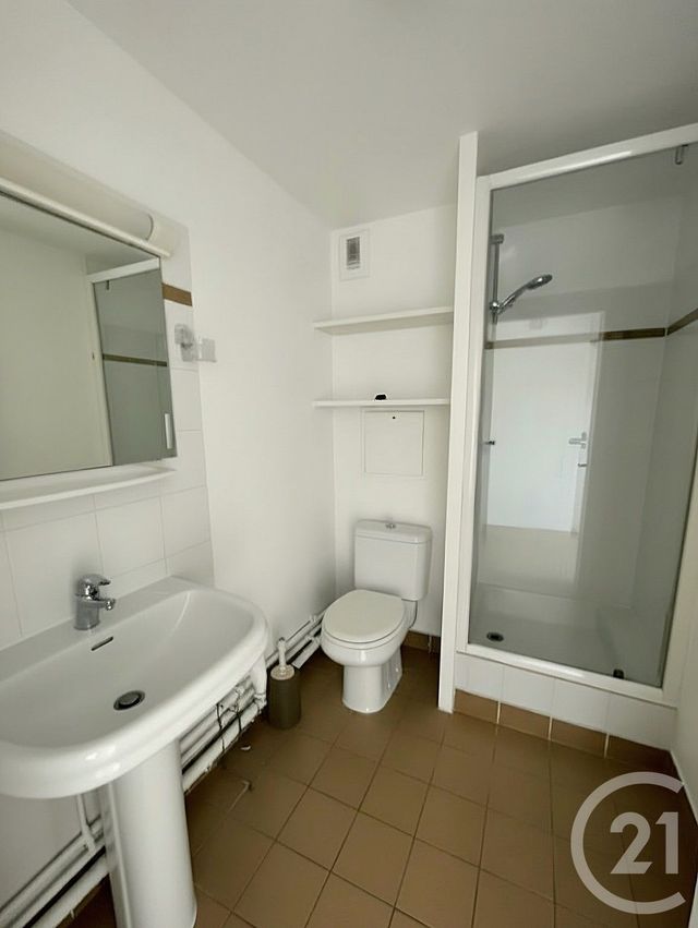 Appartement F1 à vendre - 1 pièce - 29.95 m2 - PONTOISE - 95 - ILE-DE-FRANCE - Century 21 Osmose