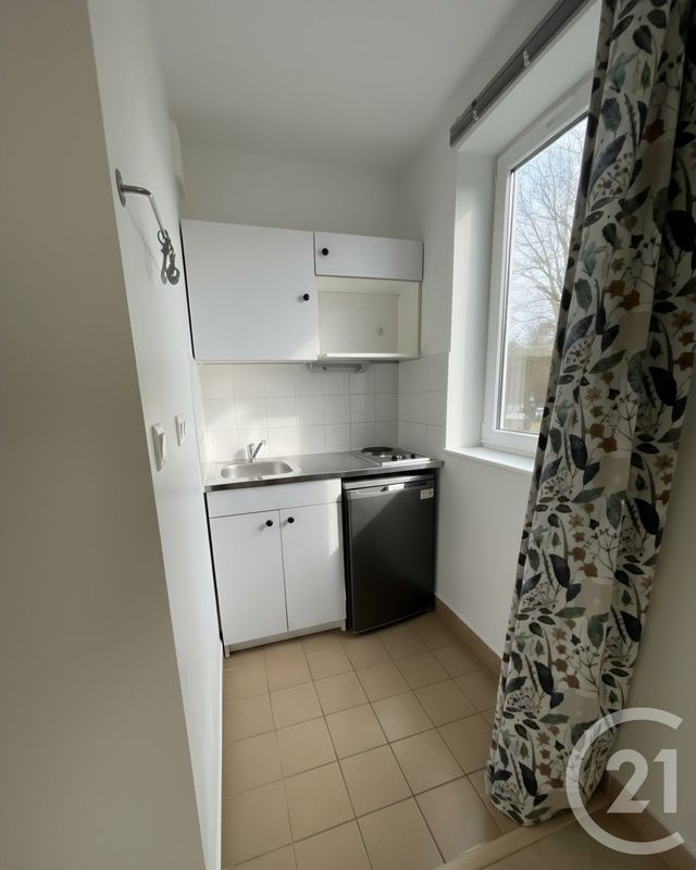 Appartement F1 à vendre - 1 pièce - 29.95 m2 - PONTOISE - 95 - ILE-DE-FRANCE - Century 21 Osmose