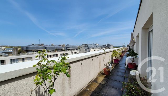 Appartement F4 à vendre - 4 pièces - 89.4 m2 - CERGY - 95 - ILE-DE-FRANCE - Century 21 Osmose